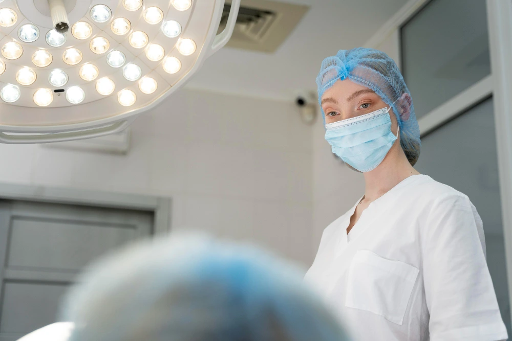 Zabieg implantacji wszywki alkoholowej